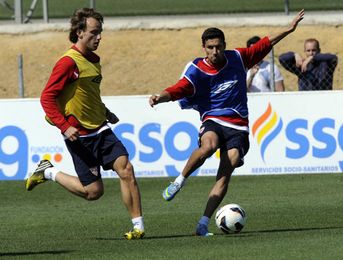 Rakitic, en el momento de lesionarse. Rakitic, en el momento de lesionarse.