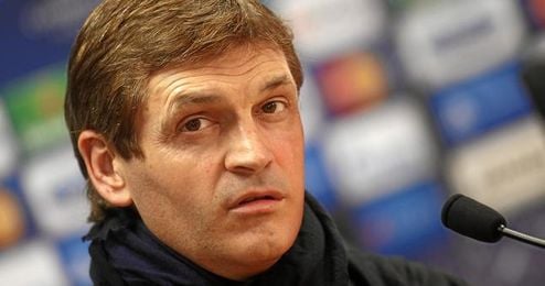 Tito Vilanova ha comparecido esta mañana ante los medios. Tito Vilanova ha comparecido esta mañana ante los medios.