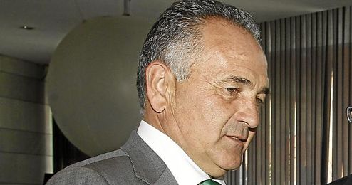 Gordillo no supo expresarse con claridad tras el partido ante el Barcelona. Gordillo no supo expresarse con claridad tras el partido ante el Barcelona.