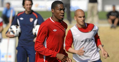 Kondogbia ha vuelto recuperado tras sufrir una gastroenteritis ante el Espanyol. Kondogbia ha vuelto recuperado tras sufrir una gastroenteritis ante el Espanyol.