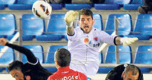 Herrerín ha jugado 33 partidos con el Numancia esta temporada y ha encajado 44 goles. Herrerín ha jugado 33 partidos con el Numancia esta temporada y ha encajado 44 goles.
