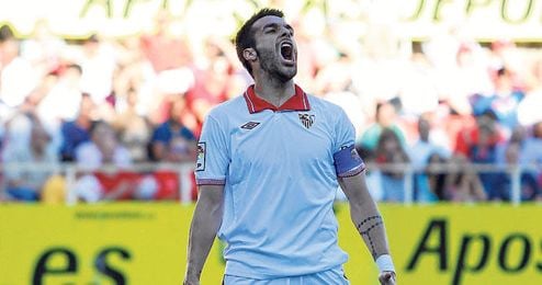 El traspaso de Negredo es la esperanza del Sevilla para equilibrar sus cuentas. El traspaso de Negredo es la esperanza del Sevilla para equilibrar sus cuentas.