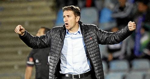 Philippe Montanier abandonará la Real Sociedad al concluir junio. Philippe Montanier abandonará la Real Sociedad al concluir junio.