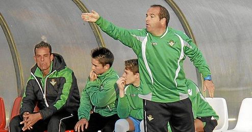 El técnico Gustavo Sánchez, en un encuentro de su etapa al mando de los cadetes. El técnico Gustavo Sánchez, en un encuentro de su etapa al mando de los cadetes.