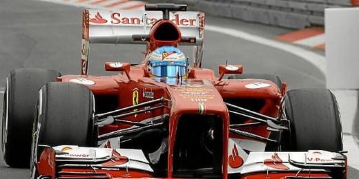 Fernando Alonso durante los entrenamientos del GP de Alemania de F1. Fernando Alonso durante los entrenamientos del GP de Alemania de F1.