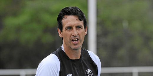 Emery probó a Carriço junto a Rakitic en el centro del campo. Emery probó a Carriço junto a Rakitic en el centro del campo.