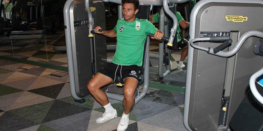 Será complicado que el canario participe en los amistosos de pretemporada. Será complicado que el canario participe en los amistosos de pretemporada.