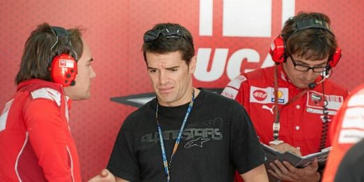 Carlos Checa fue campeón del Mundial de Superbikes en 2011. Carlos Checa fue campeón del Mundial de Superbikes en 2011.