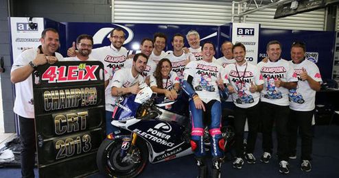Aleix Espargaró ganó de nuevo con su CRT. Aleix Espargaró ganó de nuevo con su CRT.