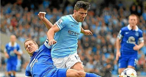 Manchester City delantero, Sergio Agüero Manchester City delantero, Sergio Agüero