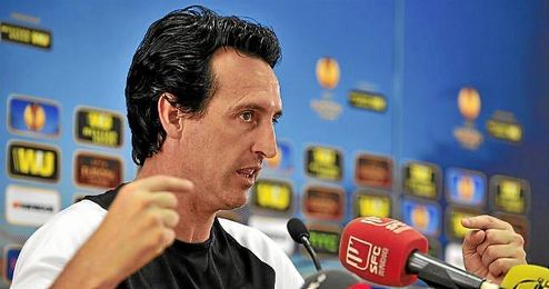 Emery atiende a la prensa en el ´Open Media Day´ de la UEFA. Emery atiende a la prensa en el ´Open Media Day´ de la UEFA.