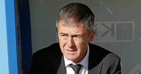 Lucas Alcaraz tiene muchas opciones de irse a Grecia. Lucas Alcaraz tiene muchas opciones de irse a Grecia.