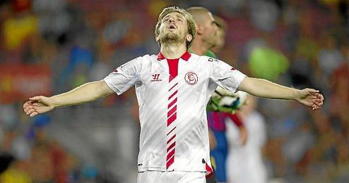 Marko Marin durante el Barcelona-Sevilla. Marko Marin durante el Barcelona-Sevilla.