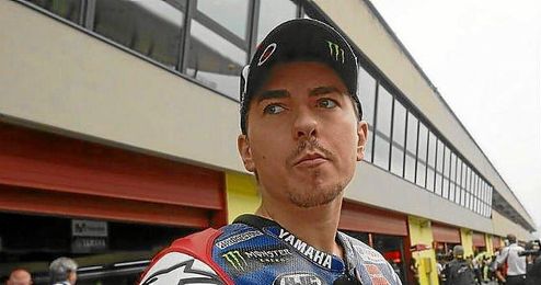 Jorge Lorenzo, en el paddock del GP de Italia. Jorge Lorenzo, en el paddock del GP de Italia.