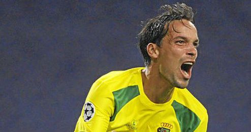 André Leao celebra un tanto con el Paços de Ferreira. André Leao celebra un tanto con el Paços de Ferreira.