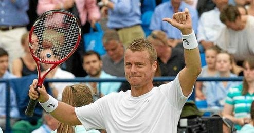 Lleyton Hewitt después de ganar su partido de primera ronda a Daniel Gimeno-Traver Lleyton Hewitt después de ganar su partido de primera ronda a Daniel Gimeno-Traver