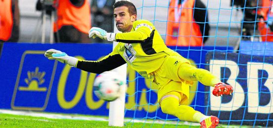 Javi Varas durante el partido ante el Celta de la pasada campaña. Javi Varas durante el partido ante el Celta de la pasada campaña.
