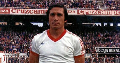 Juan Hita, en un partido con la camiseta del Sevilla. Juan Hita, en un partido con la camiseta del Sevilla.