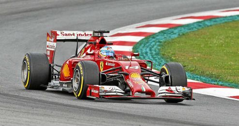 Fernando Alonso a bordo de su monoplaza, en el circuito de Red Bull Ring. Fernando Alonso a bordo de su monoplaza, en el circuito de Red Bull Ring.
