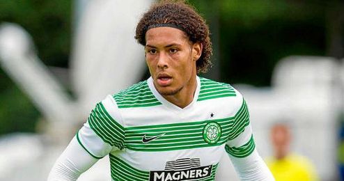 Virgil Van Dijk tiene 22 años y mide 1,93 cm. Virgil Van Dijk tiene 22 años y mide 1,93 cm.