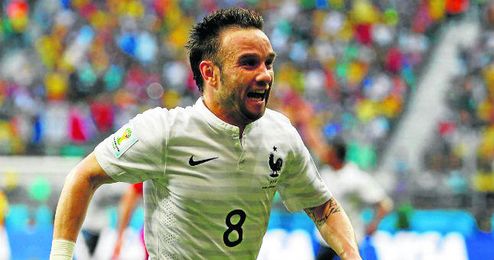 Mathieu Valbuena, de 29 años, está brillando en el Mundial con la selección francesa, con gol incluido. Mathieu Valbuena, de 29 años, está brillando en el Mundial con la selección francesa, con gol incluido.