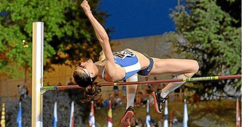 La atleta vasca en un salto del último Campeonato de España. La atleta vasca en un salto del último Campeonato de España.