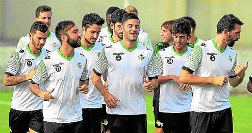 Bruno tendrá ante el Leganés la posibilidad de comenzar a justificar su fichaje por el Betis. Bruno tendrá ante el Leganés la posibilidad de comenzar a justificar su fichaje por el Betis.