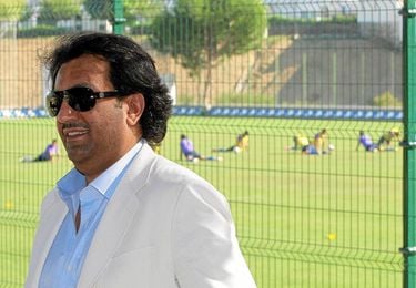 Abdullah Bin Nasser Al-Thani en la ciudad deportiva malaguista. Abdullah Bin Nasser Al-Thani en la ciudad deportiva malaguista.