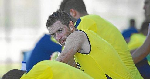 Rukavina en un entrenamiento con el Villarreal. Rukavina en un entrenamiento con el Villarreal.