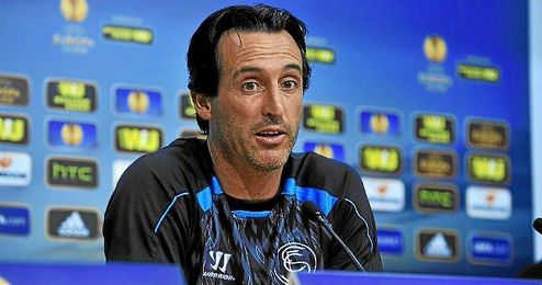 Emery en rueda de prensa. Emery en rueda de prensa.