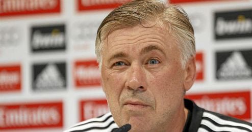 Carlo Ancelotti en rueda de prensa. Carlo Ancelotti en rueda de prensa.