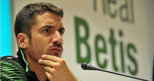 Velázquez durante la rueda de prensa Velázquez durante la rueda de prensa
