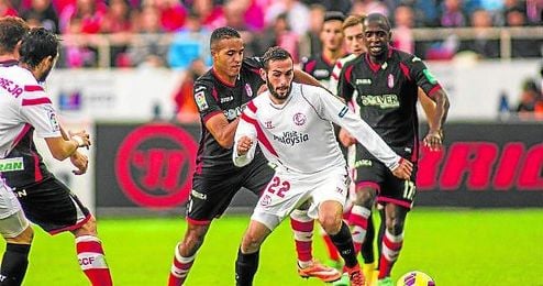 Aleix sortea jugadores del Granada Aleix sortea jugadores del Granada