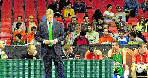 El C.B. Sevilla tiene ante sí un exigente tramo de calendario en el que definirá sus aspiraciones en Liga y Europa. El C.B. Sevilla tiene ante sí un exigente tramo de calendario en el que definirá sus aspiraciones en Liga y Europa.