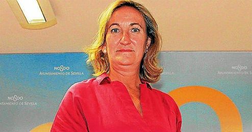 La delegada de Deportes, María del Mar Sánchez Estrella, se felicita por una medida que beneficiará a todos los sevillanos. La delegada de Deportes, María del Mar Sánchez Estrella, se felicita por una medida que beneficiará a todos los sevillanos.