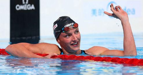 Katinka Hosszu tras conseguir el récord en los mundiales de Doha. Katinka Hosszu tras conseguir el récord en los mundiales de Doha.