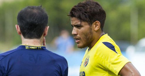 Jonathan dos Santos en un entrenamiento Jonathan dos Santos en un entrenamiento
