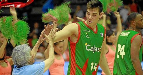 Willy Hernangómez celebra una victoria. Willy Hernangómez celebra una victoria.