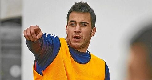 Joselu durante un entrenamiento con el Recreativo. Joselu durante un entrenamiento con el Recreativo.
