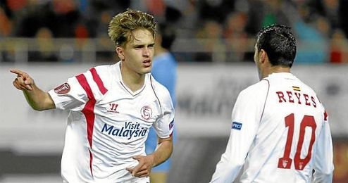 Denis Suárez celebra el gol de la victoria ante el Rijeka en el Pizjuán. Denis Suárez celebra el gol de la victoria ante el Rijeka en el Pizjuán.