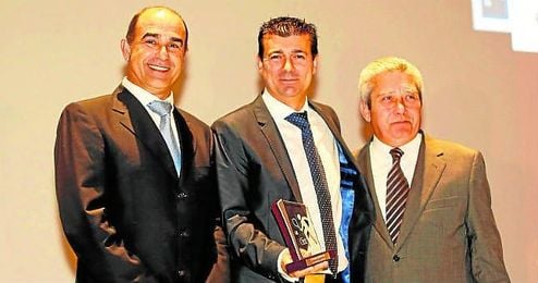El director editorial de ESTADIO, Joaquín Adorna, fue el encargado de recoger el galardón. El director editorial de ESTADIO, Joaquín Adorna, fue el encargado de recoger el galardón.