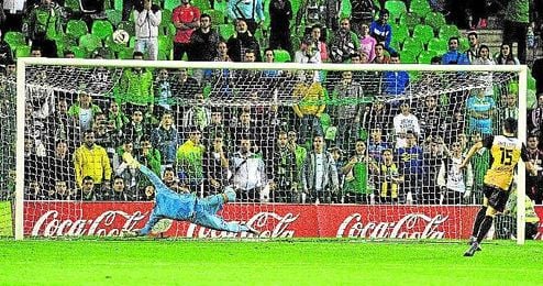 David López falló el penalti decisivo en la tanda copera del pasado octubre. David López falló el penalti decisivo en la tanda copera del pasado octubre.