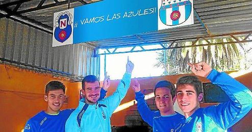 José David Cotán, Adrián Fernández, José Manuel Segovia y Carlos Galiano posaron para ESTADIO en el Antonio Puerta. José David Cotán, Adrián Fernández, José Manuel Segovia y Carlos Galiano posaron para ESTADIO en el Antonio Puerta.