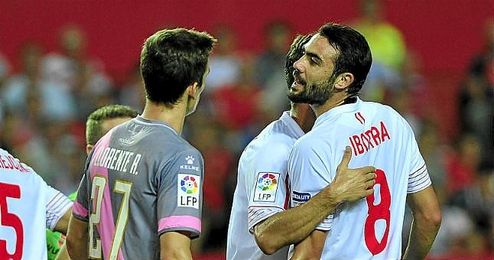 Vicente Iborra, jugador del Sevilla F.C.. Vicente Iborra, jugador del Sevilla F.C..