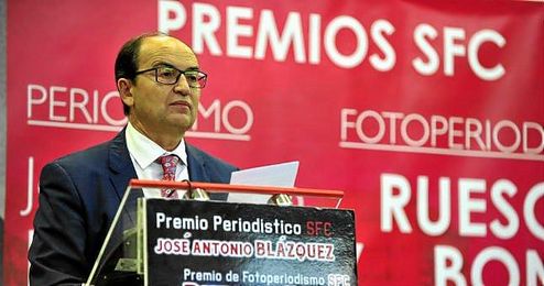 El presidente del Sevilla FC en la entrega de los premios José A.Blázquez. El presidente del Sevilla FC en la entrega de los premios José A.Blázquez.
