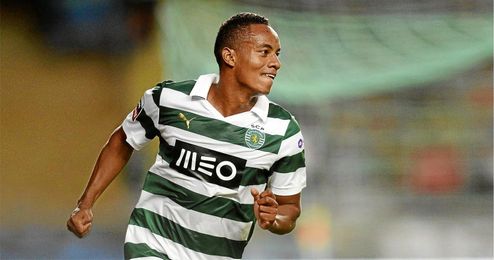 Carrillo vive una situación difícil en el Sporting. Carrillo vive una situación difícil en el Sporting.