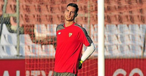 Sergio Rico ya está en Sevilla. Sergio Rico ya está en Sevilla.