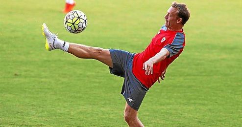 Krohn-Dehli es baja casi segura para el sábado Krohn-Dehli es baja casi segura para el sábado