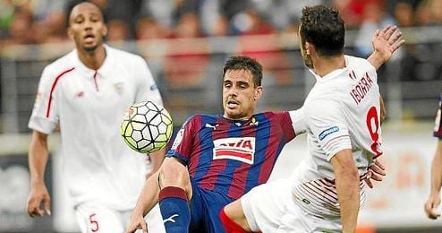 Iborra, en un lance con Dani García. Iborra, en un lance con Dani García.