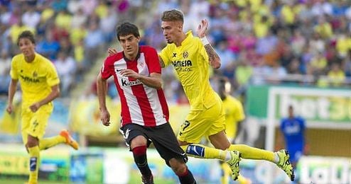 Partido de liga entre el Villarreal y el Athletic (Samu Castillejo y San José). Partido de liga entre el Villarreal y el Athletic (Samu Castillejo y San José).